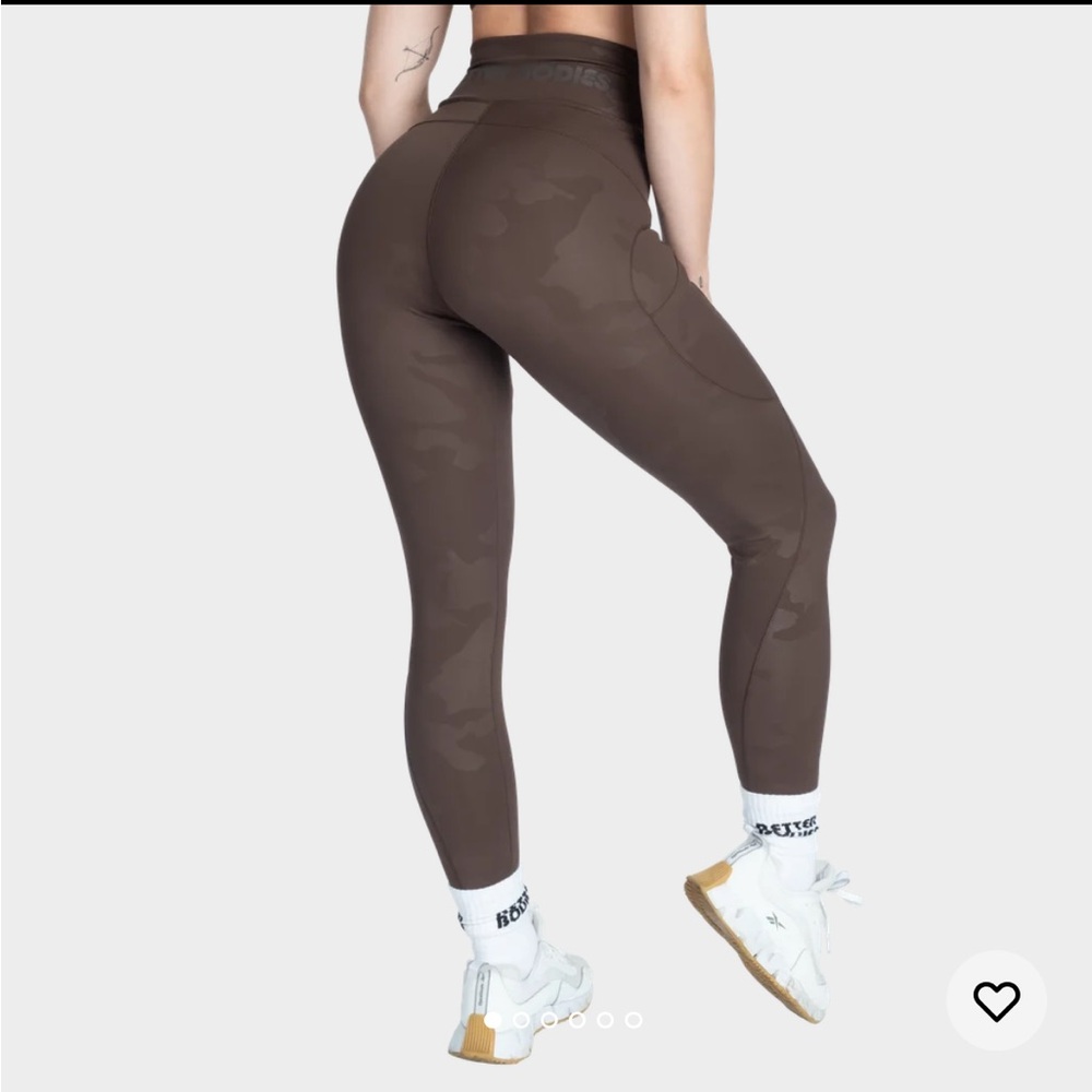 Better bodies high waisted leggings brown camo